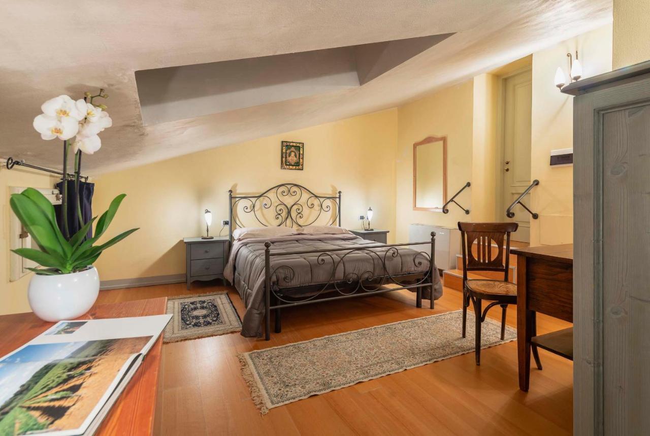 Villa La Grotta San Giustino Valdarno Bagian luar foto