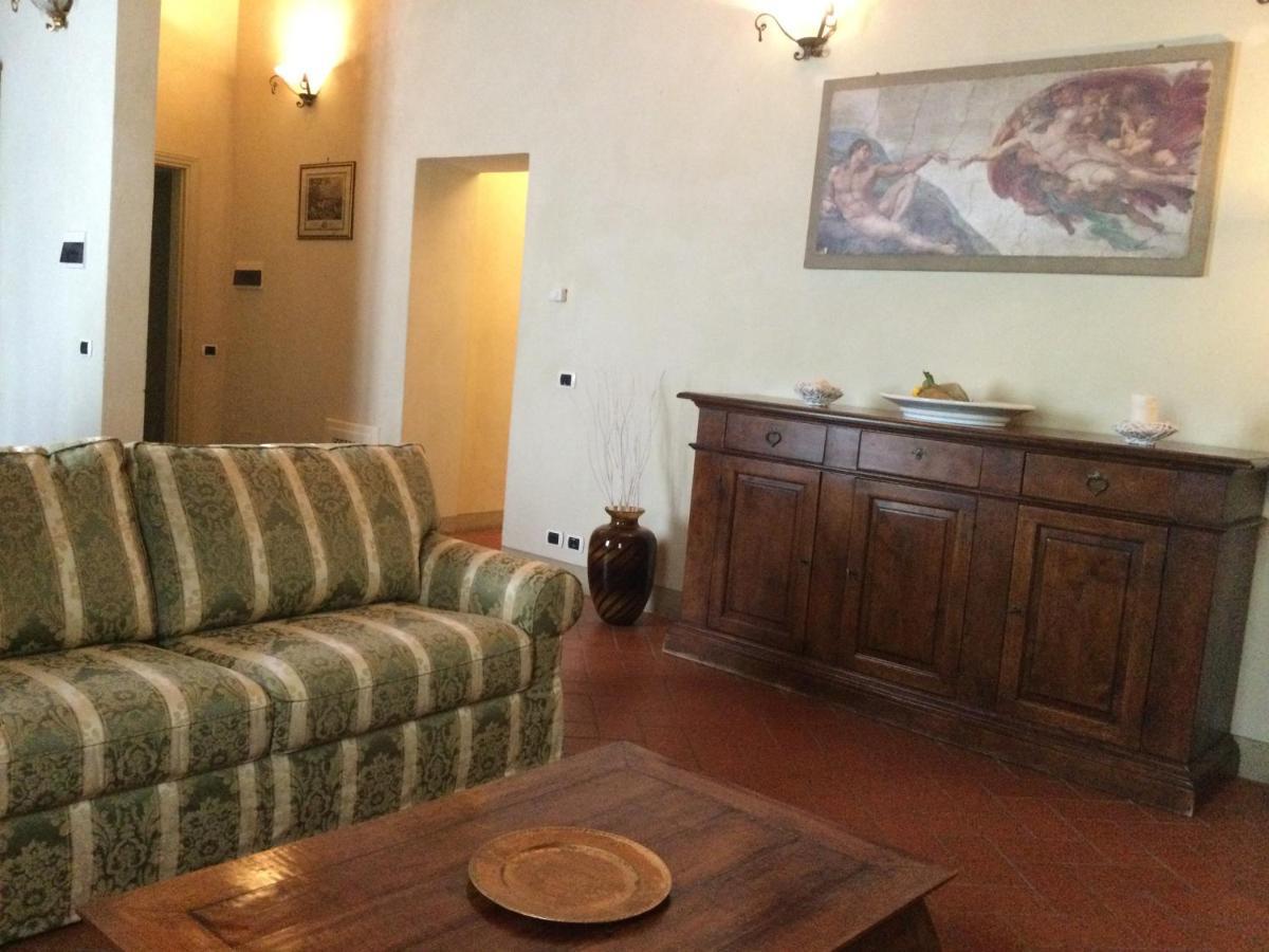 Villa La Grotta San Giustino Valdarno Bagian luar foto