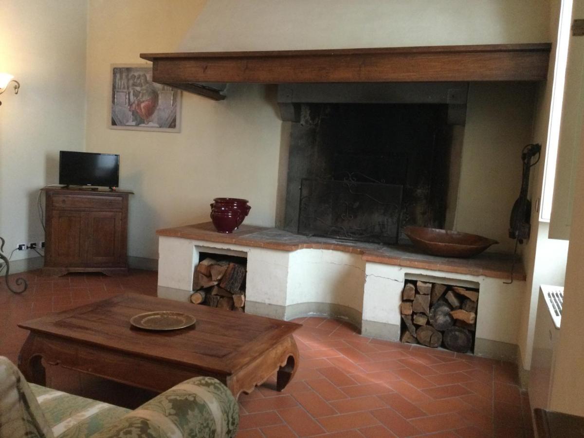 Villa La Grotta San Giustino Valdarno Bagian luar foto