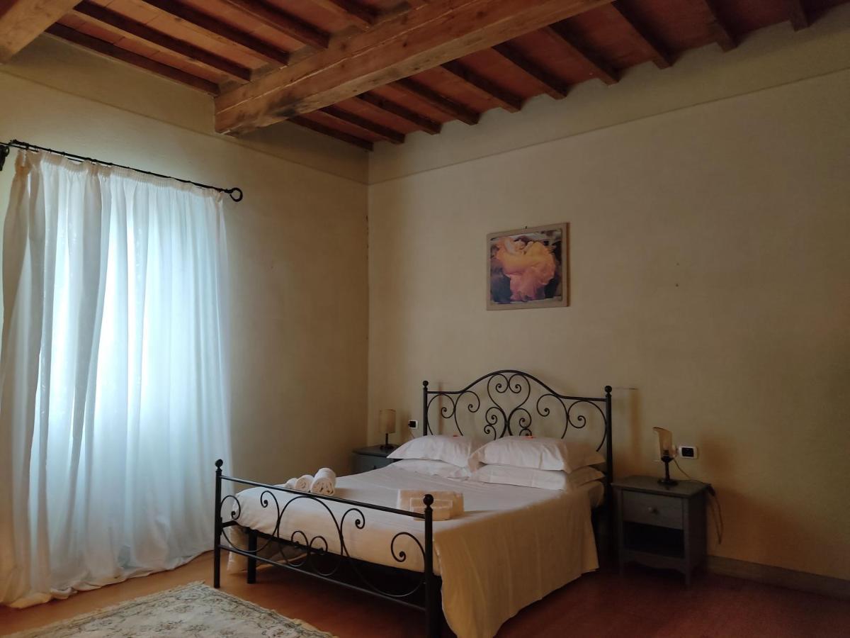 Villa La Grotta San Giustino Valdarno Bagian luar foto